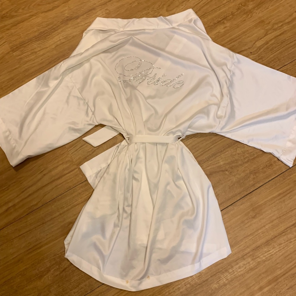 Bride Robe - Picture 4 of 4